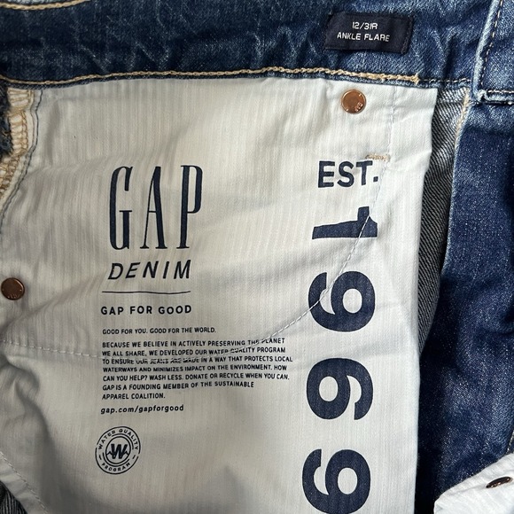Gap Denim Ankle Flare Jeans Women's 12/31r Distressed Raw Hem Medium Wash - Picture 4 of 4